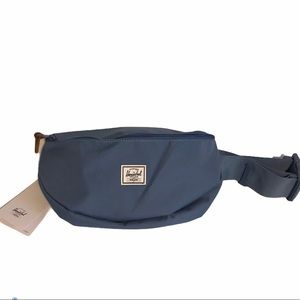 Herschel Sixteen Fanny Pack NWT